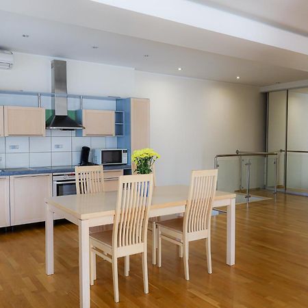 Apartamento Romi Pärnu Exterior foto
